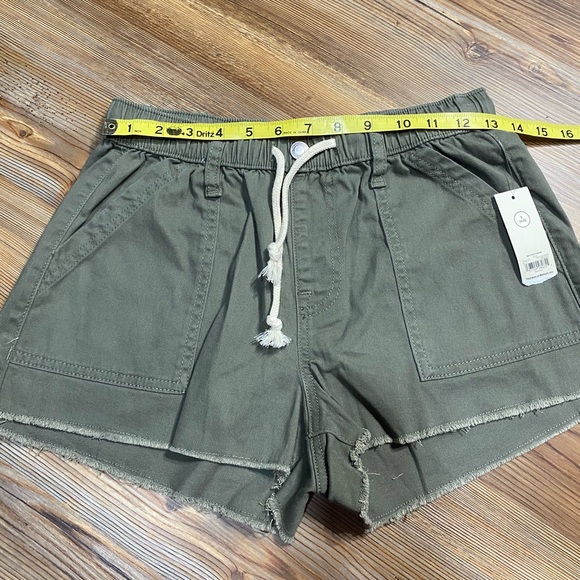 4/$16 No Boundaries Shorts - Picture 7 of 7